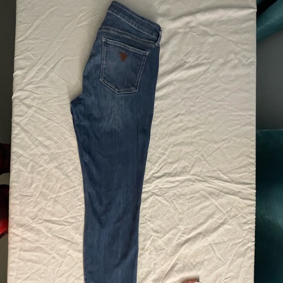 Guess Sexy Curve Ripped Leg Mid Rise Skinny Jeans Size 29(8) - Picture 8 of 15